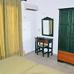 Apartment Koukounaries *