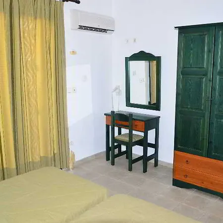 Apartment Koukounaries *