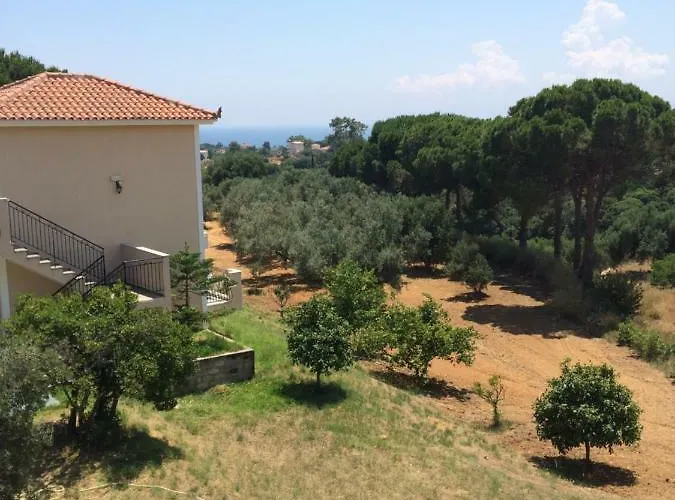 Koukounaries Skala (Kefalonia)